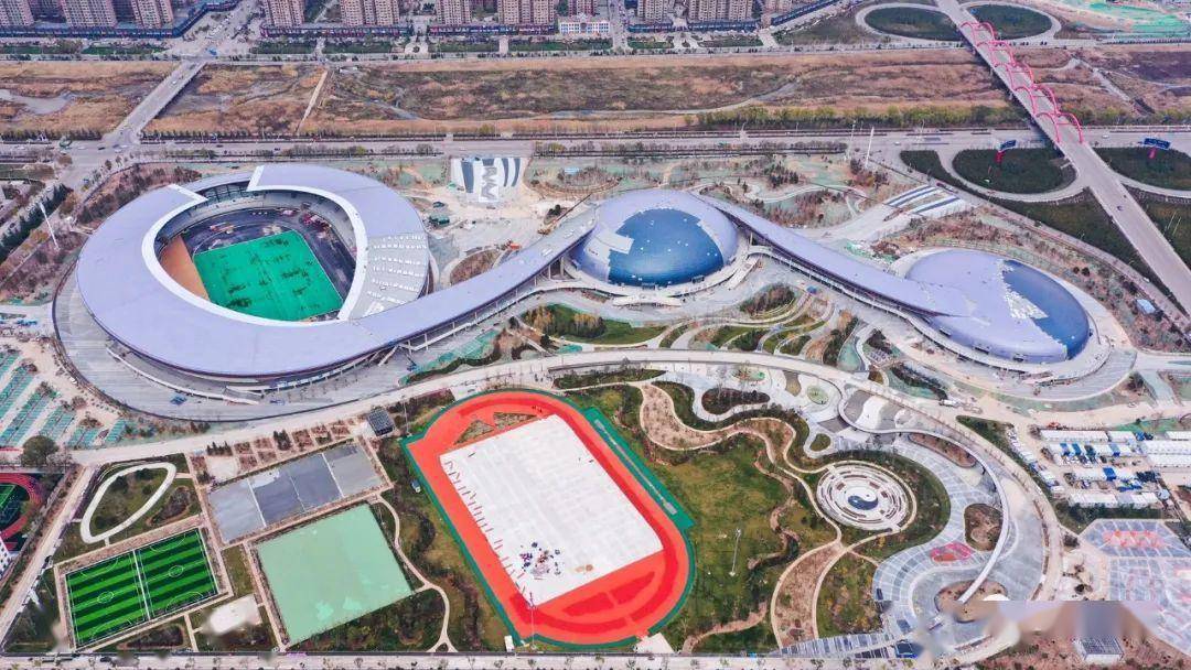 球场材料甘肃平凉市体育运动公园复合型塑胶跑道